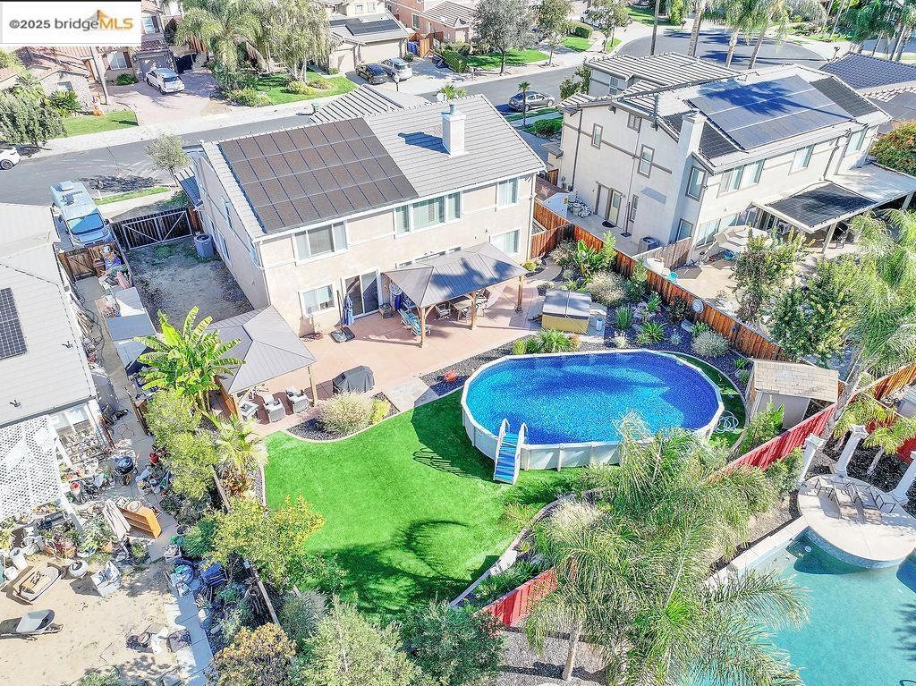BRENTWOOD - Residential