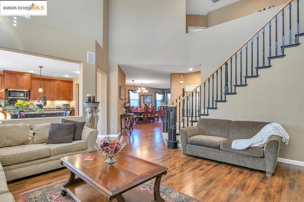 BRENTWOOD - Residential