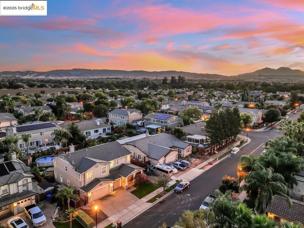 BRENTWOOD - Residential