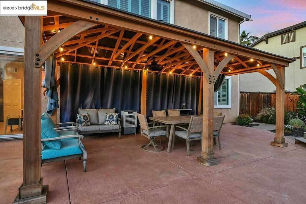 BRENTWOOD - Residential
