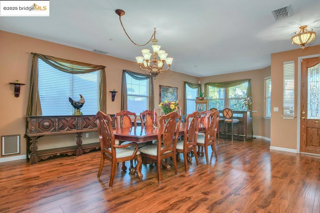 BRENTWOOD - Residential