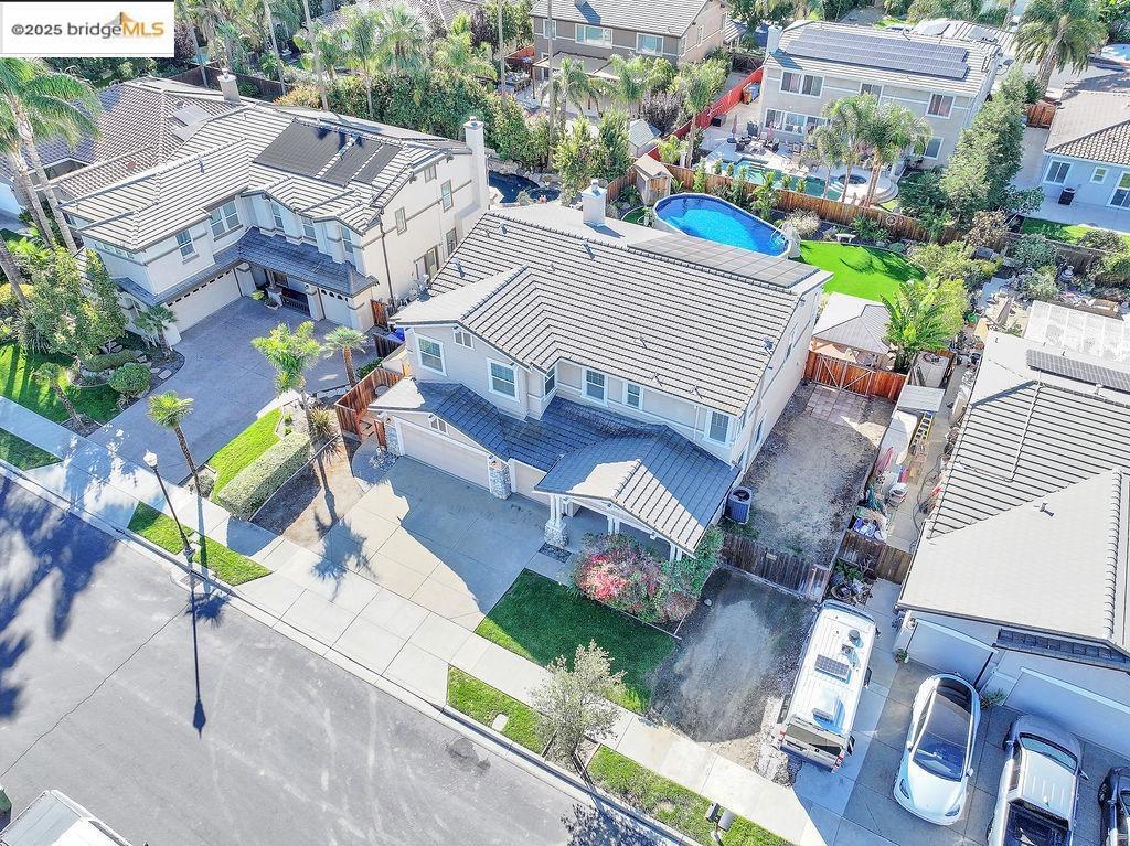 BRENTWOOD - Residential