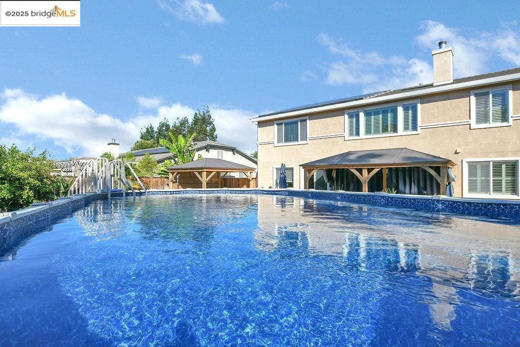 BRENTWOOD - Residential