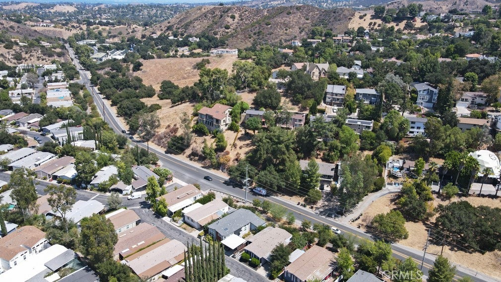 23777 Mulholland Highway 4