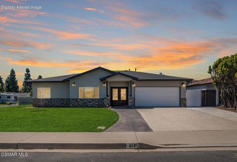 Photo of 817 N Calle La Sombra, Camarillo, CA 93010 (MLS # 226001729)