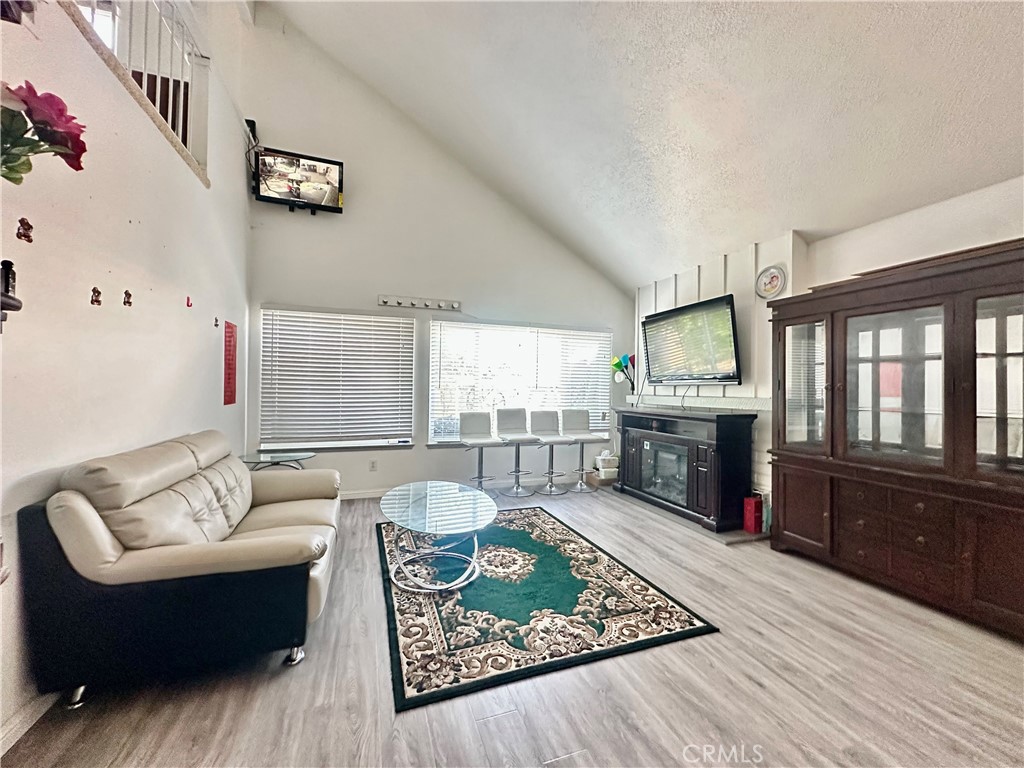 17105 Holmes Circle
