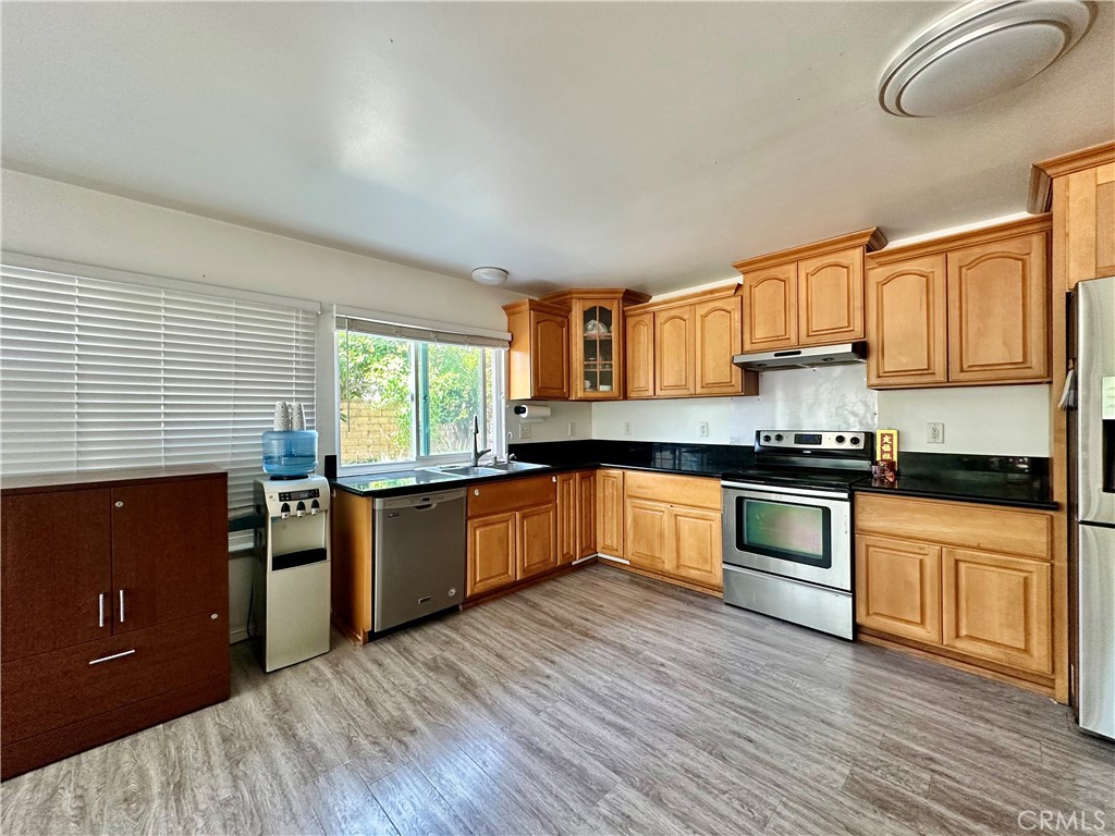 17105 Holmes Circle