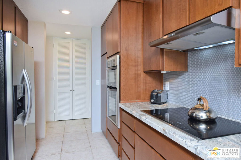 Sundance Villas - Residential