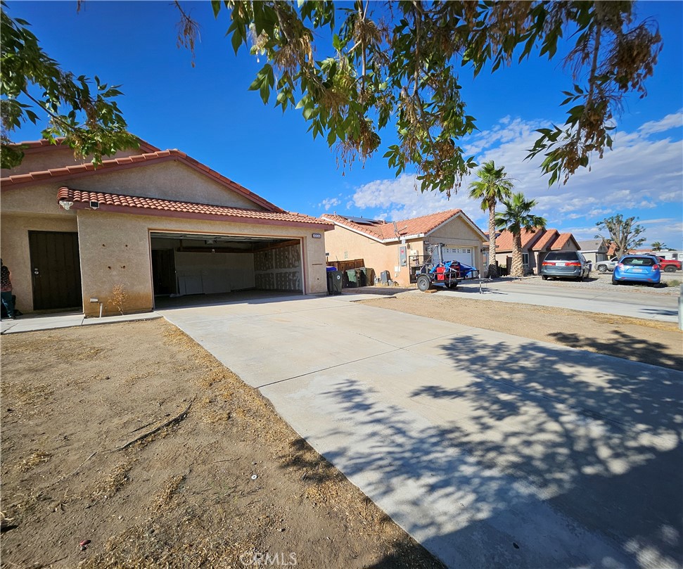 10966 Willow Lane
