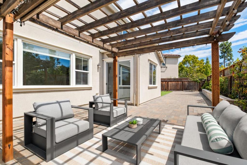 39946 Waxwing Drive