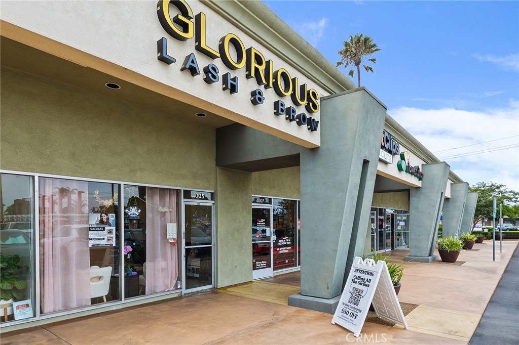 4005 West Point Loma Blvd