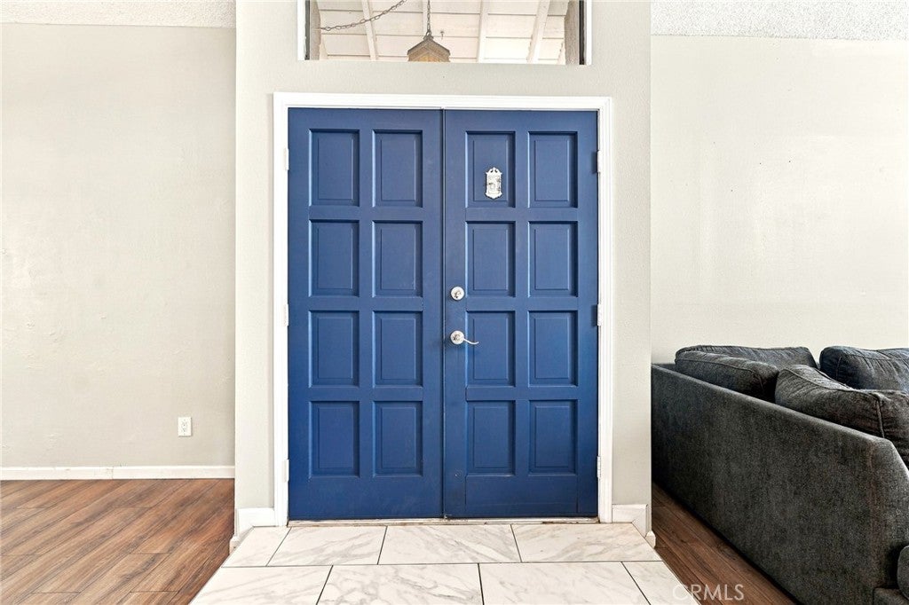 1445 E Bermuda Dunes