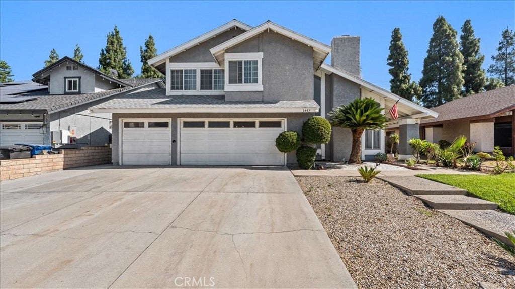1445 E Bermuda Dunes