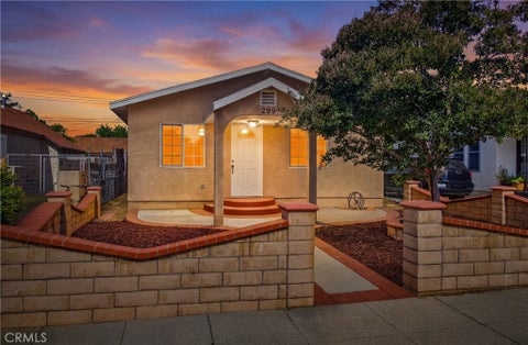 Photo of 299 N 3rd St ST, Banning, CA 92220 (MLS # IG26102788)