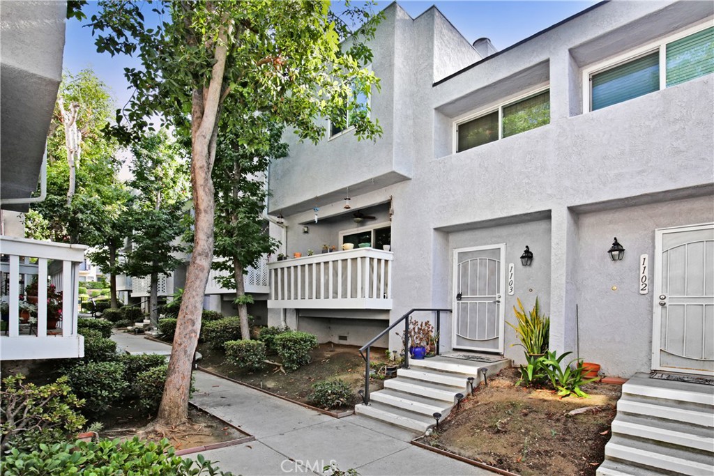 Beautiful Tri-level Condo featuring 3 Bedrooms, 2.5 Bathrooms, 1329 square feet of living space in the City of Whittier, California. Spacious floor plan, central air conditioning/heating, dual pane windows, , laundry closet adjacent to bedrooms. Master bedroom with spacious bathroom and walk-in closet. Beautiful kitchen cabinets with plenty counter and storage space, stainless steel refrigerator, dishwasher, microwave oven and stove included. Great living room area with fireplace, that leads to a private relaxing balcony. Two-car garage with direct entry access. Gated community with community pool and spa. Convenient location near schools, Shopping, Transportation. Candlewood Country Club Golf Course and Restaurants.