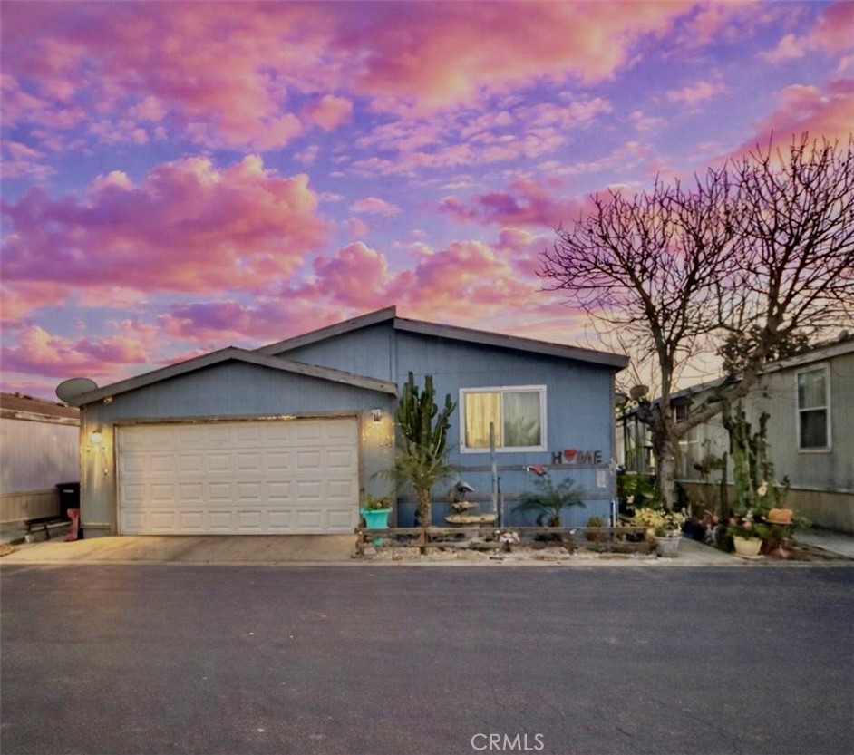 Photo 1 of 18 — 80 E Dawes Street 115, Perris, CA 92571