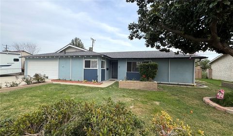 Photo of 2304 Workman Ave, Simi Valley, CA 93063 (MLS # SR26027748)