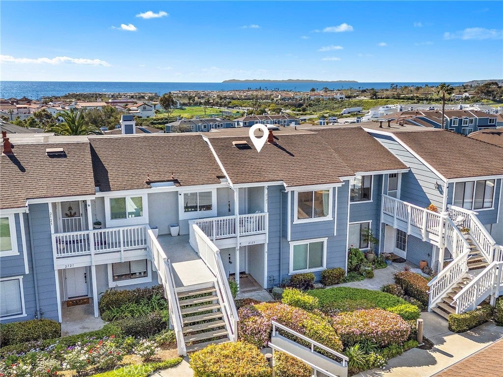 2127 Avenida Espada