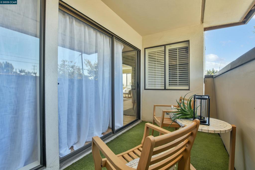 NUGENT SQUARE - Residential