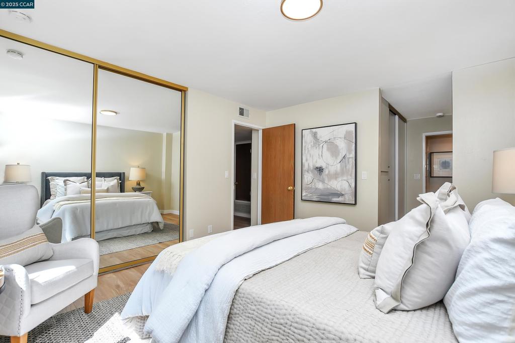 NUGENT SQUARE - Residential