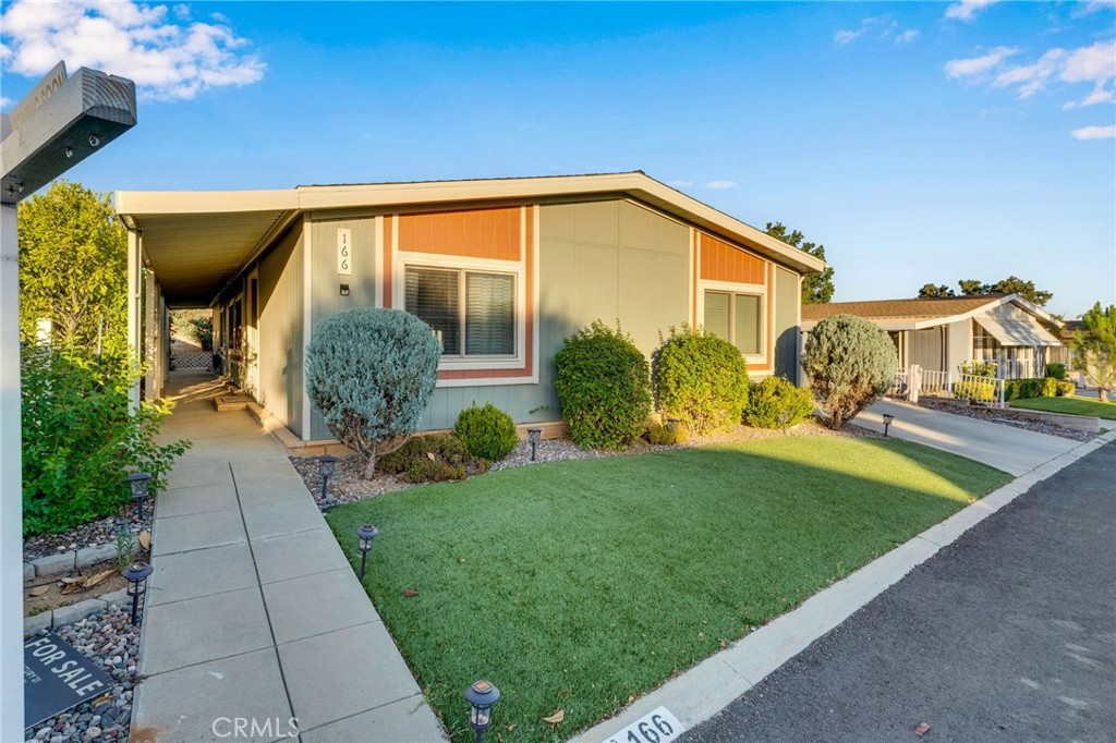 10961 Desert Lawn 166