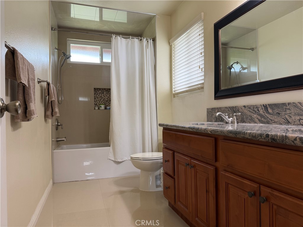 2239 W 232nd