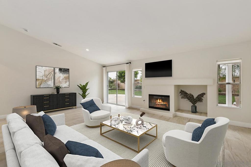 329 Del Flora St