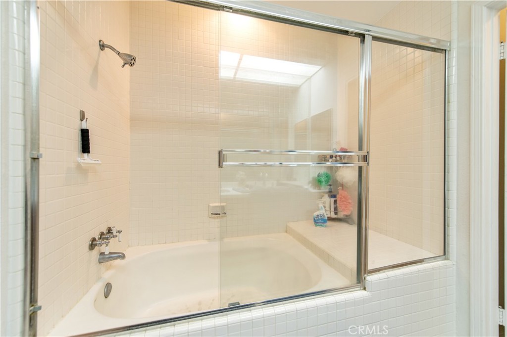 Oxford Court (OC) - Residential