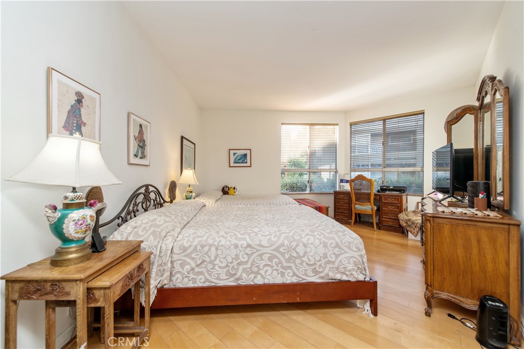 Oxford Court (OC) - Residential