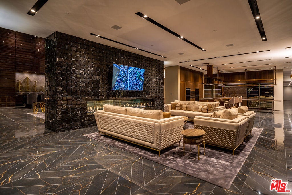 1200 Bel Air Road