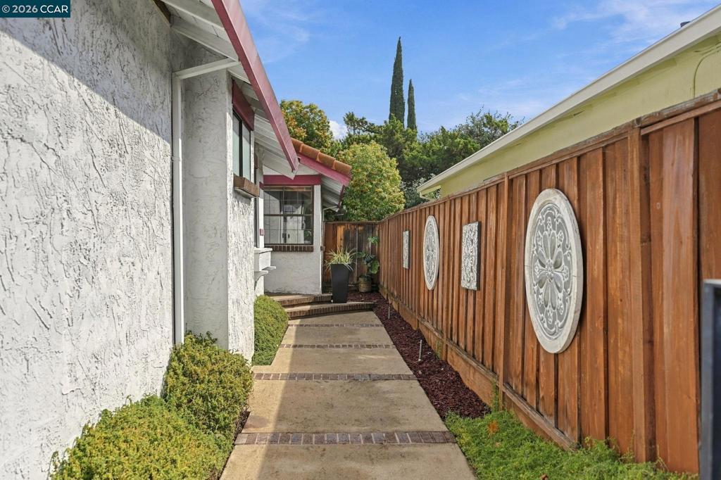 1416 Garaventa Ct
