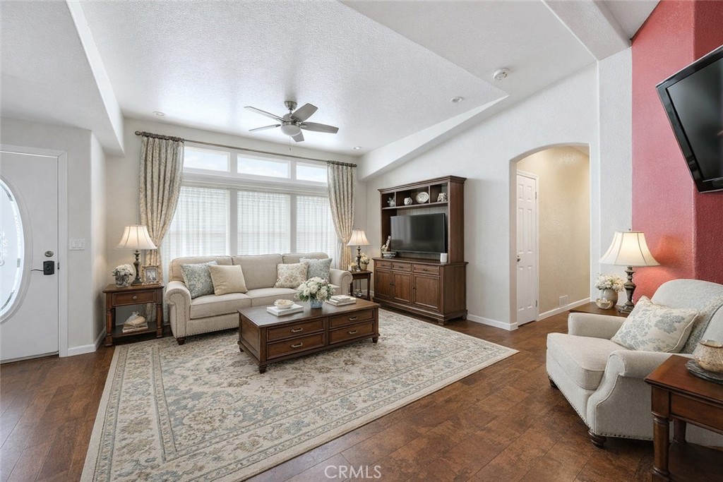 1630 W Covina Boulevard 7