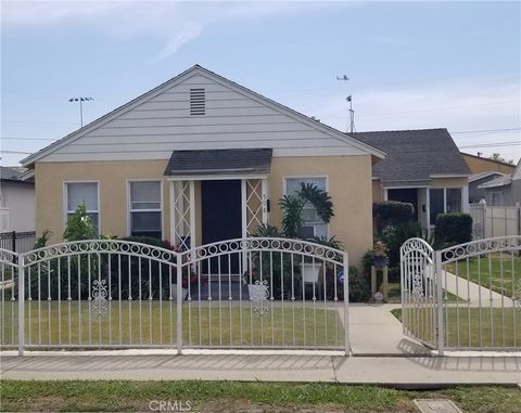 Photo of 508 W Laurel Street, Compton, CA 90220 (MLS # SB26080777)