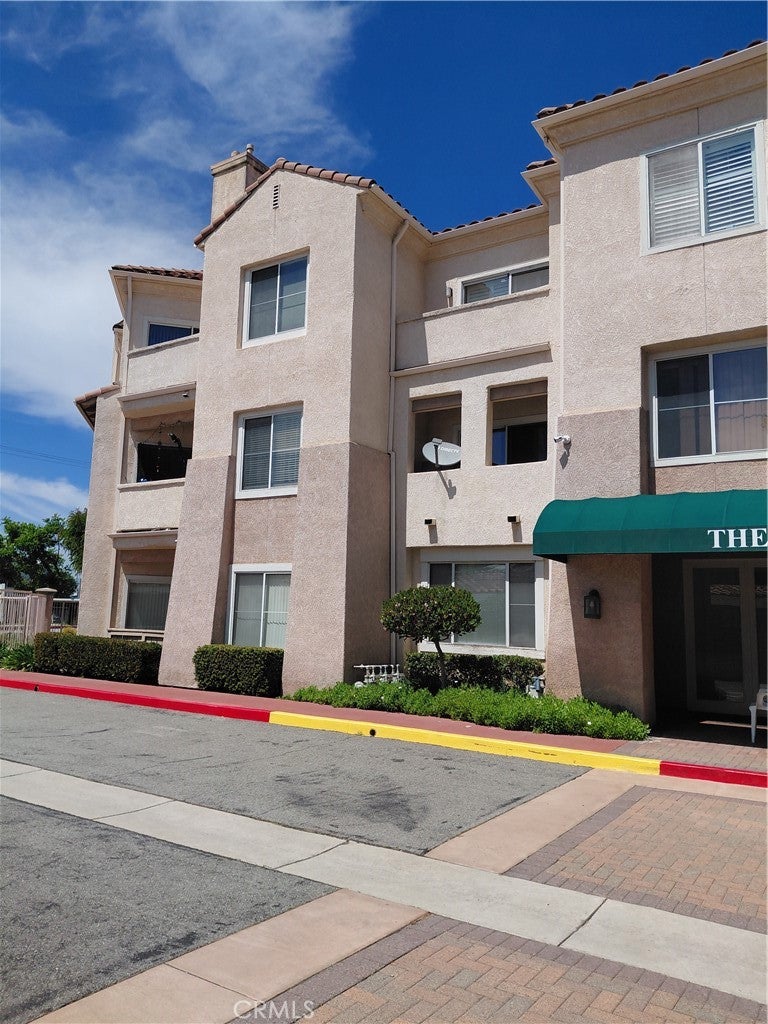 130 S Barranca Street S 206, West Covina CA 91791