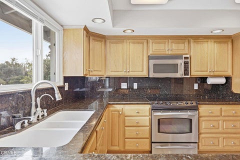 Tiny photo for 14 Bradford Avenue, Camarillo, CA 93010 (MLS # V1-38761)