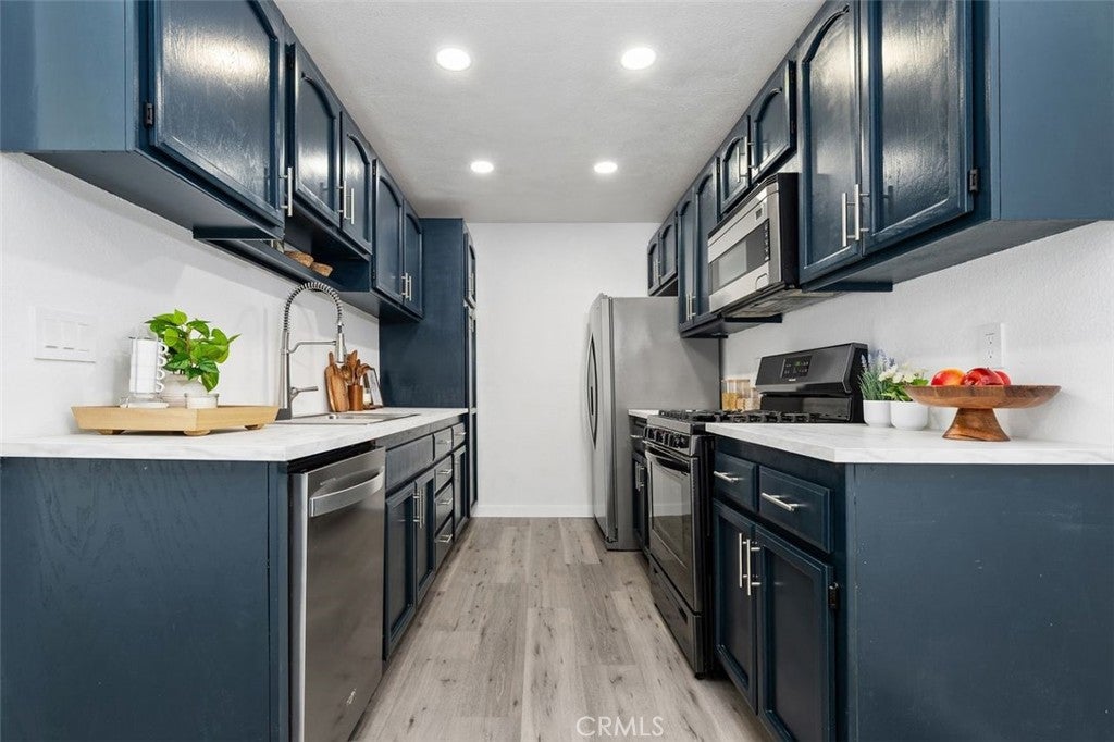 20553 S Vermont Avenue 6, Torrance CA 90502