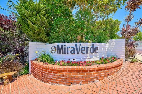 Photo of 28114 Ridgepoint Court, Rancho Palos Verdes, CA 90275 (MLS # PV26113159)