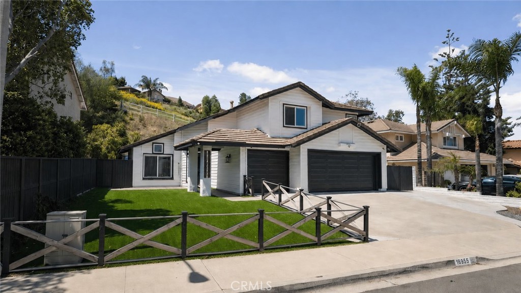 16955 Lake Knoll