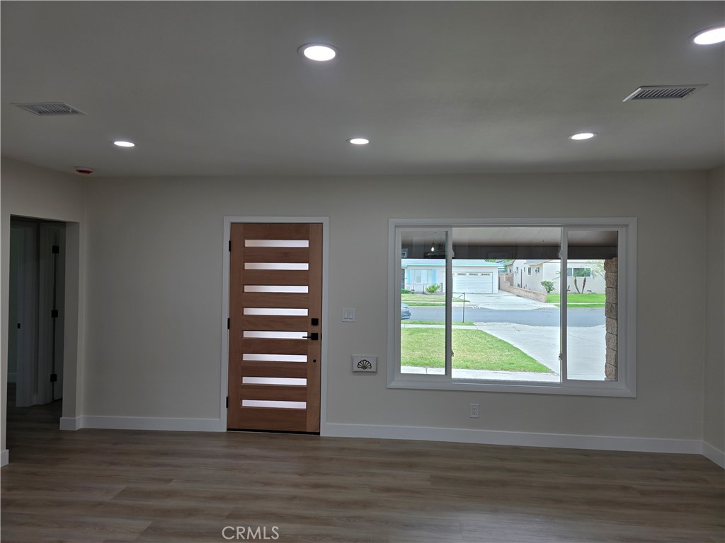 1149 E Caroline Court