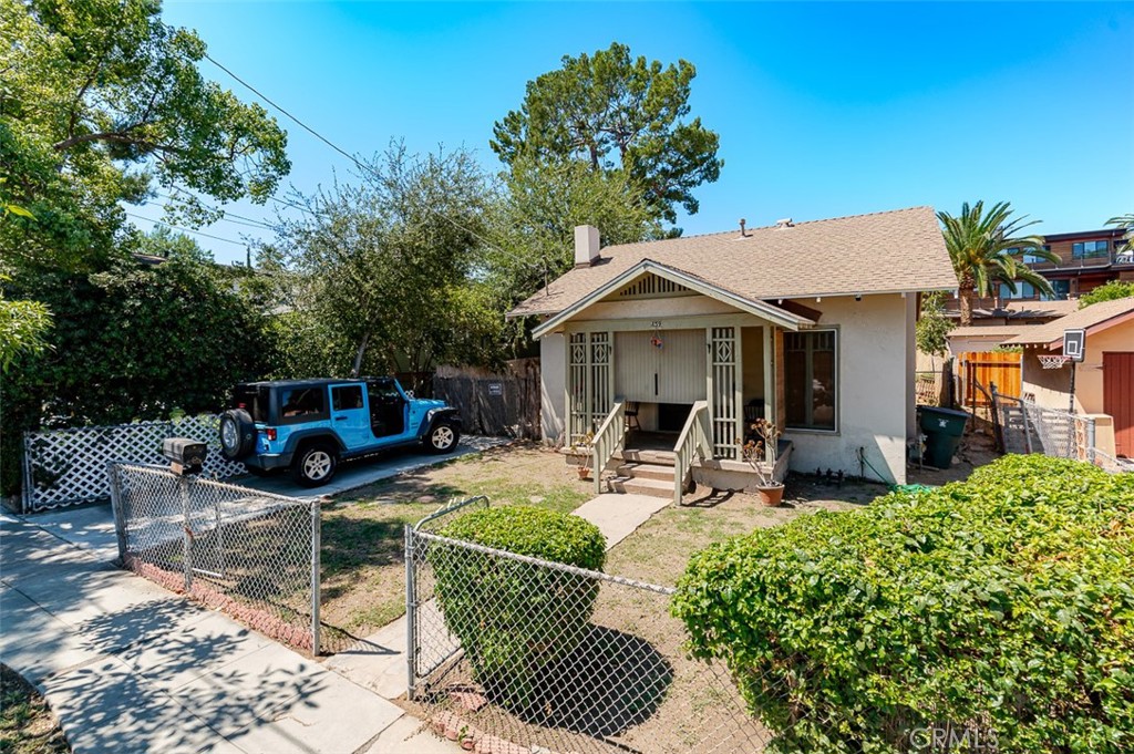 Cute Vacant Bungalow near Old Town Pasadena, Large R4 zone lot, First Time for Sale since 1983, Garage parking with large backyard, perfect for ADU. It can be purchased together with 3 adjacent houses as a large development play.
A Cute bungalow style 2bedroom+1bathroom house near Lake Ave shopping area, and just minutes away from Old Town Pasadena, Pasadena City College, and CALTECH. It is ready for one lucky buyer that wants a good location house near the many amenities City of Pasadena has to offer. The property has a cute front yard and a front porch, and a large backyard. It has a fireplace, hard wood flooring in living room and bedrooms, and laminate flooring in kitchen. It has a sizable kitchen with laundry room next to it. This cute 783SF bungalow style house was built in 1922 and sit on a 5205 SF R4 zone lot. It has a 1 car garage parking and a long driveway for 2nd car; the detached garage would be perfect for an ADU conversion. This house is tenant occupied and will be delivered with current tenancy in place. The area has excellent demographics of ±$120,347 average household income in a 1-mile radius. Perfect for first time homebuyer or a house flipper or a developer.
This house can be purchased together with the 3 adjacent houses: 445 N Wilson Ave (vacant), 1072 E Villa St (corner lot – tenant occupied), and 1062 E Villa St (vacant) as a lot assemblage for a future development potential (high density zone R4 – total 4 lots will allow up to 23-units – buyer to verify). The property is located just three blocks away from Lake Ave and within walking distance to myriads of shopping and other amenities on Lake Ave and Colorado Blvd. It is within minutes from Old Town Pasadena, Rose Bowl, The Paseo on Colorado, museums, theaters, entertainments, groceries, cafes, shops, and other fantastic amenities in Pasadena. The property has superb access to FWY 210 and 110 and offers an easy commute to additional employment centers of downtown Los Angeles and adjacent cities of Burbank and Glendale via 134 Freeway. It is minutes away from FWY 110 that connect to Downtown Los Angeles.