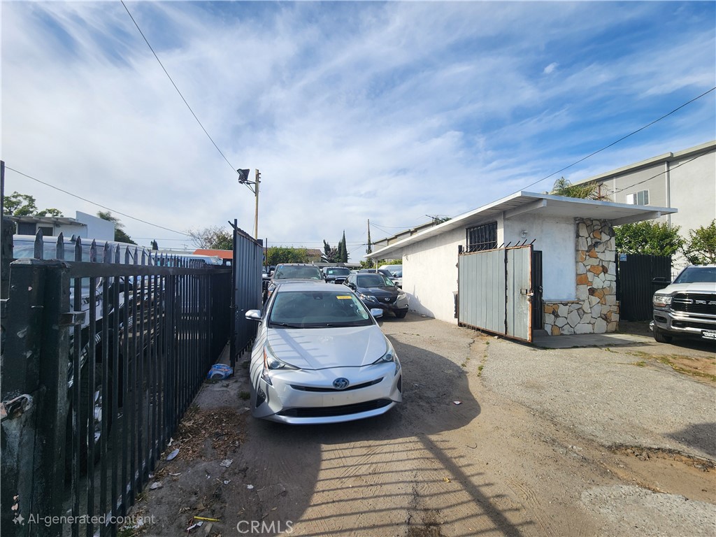 329 E Anaheim Street