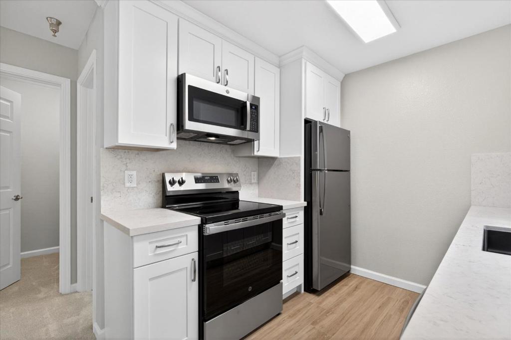880 E Fremont Avenue 423
