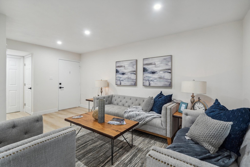 355 355 Parkview Ter F-7