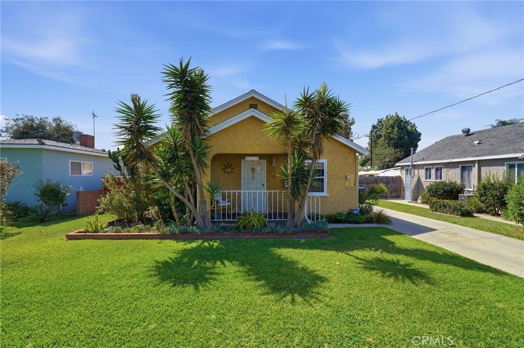 9606 Maplewood