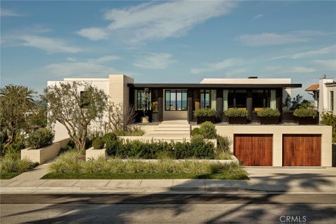 Photo of 101 N Poinsettia Avenue, Manhattan Beach, CA 90266 (MLS # SB26221620)