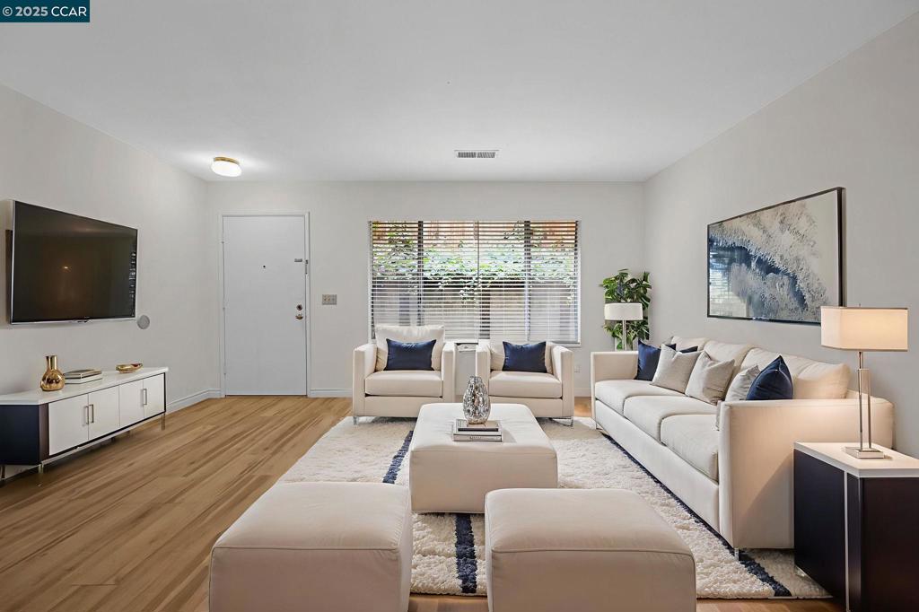 TWINCRGRDN - Residential Lease