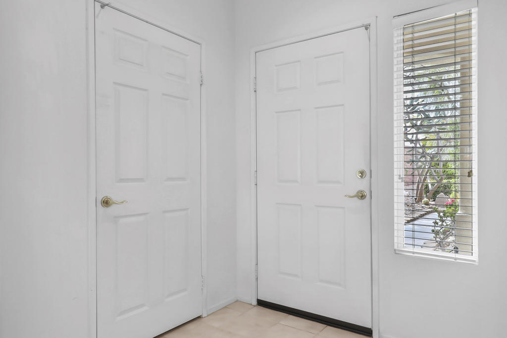 78490 Winsford Circle