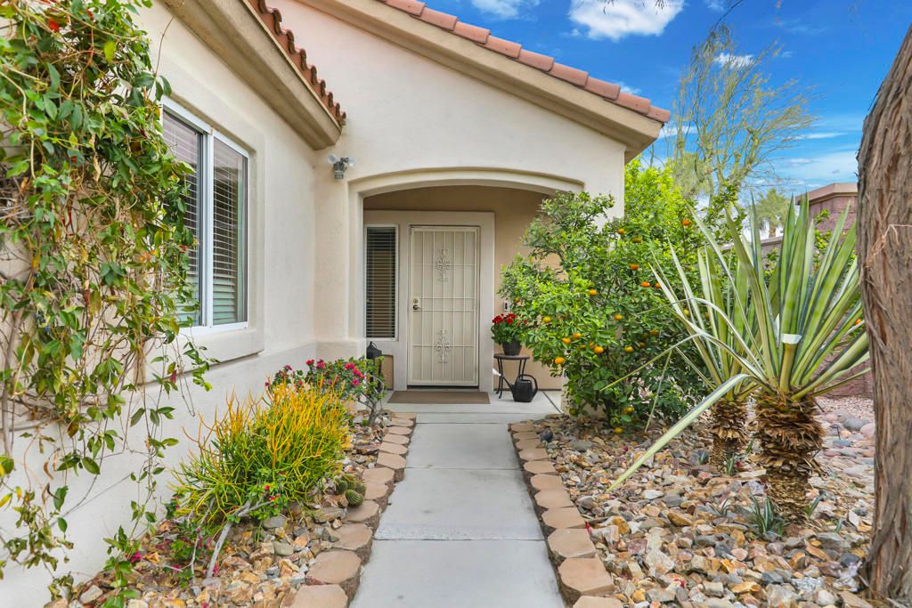 Photo of 78490 Winsford Circle, Palm Desert, CA 92211 (MLS # 219143602DA)