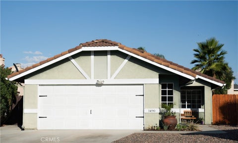 Photo of 1490 Fallbrook Avenue, Hemet, CA 92545 (MLS # IG26207535)