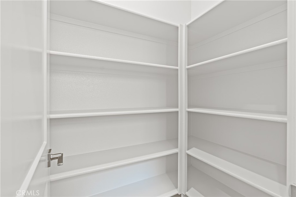 Avelina - Residential Lease